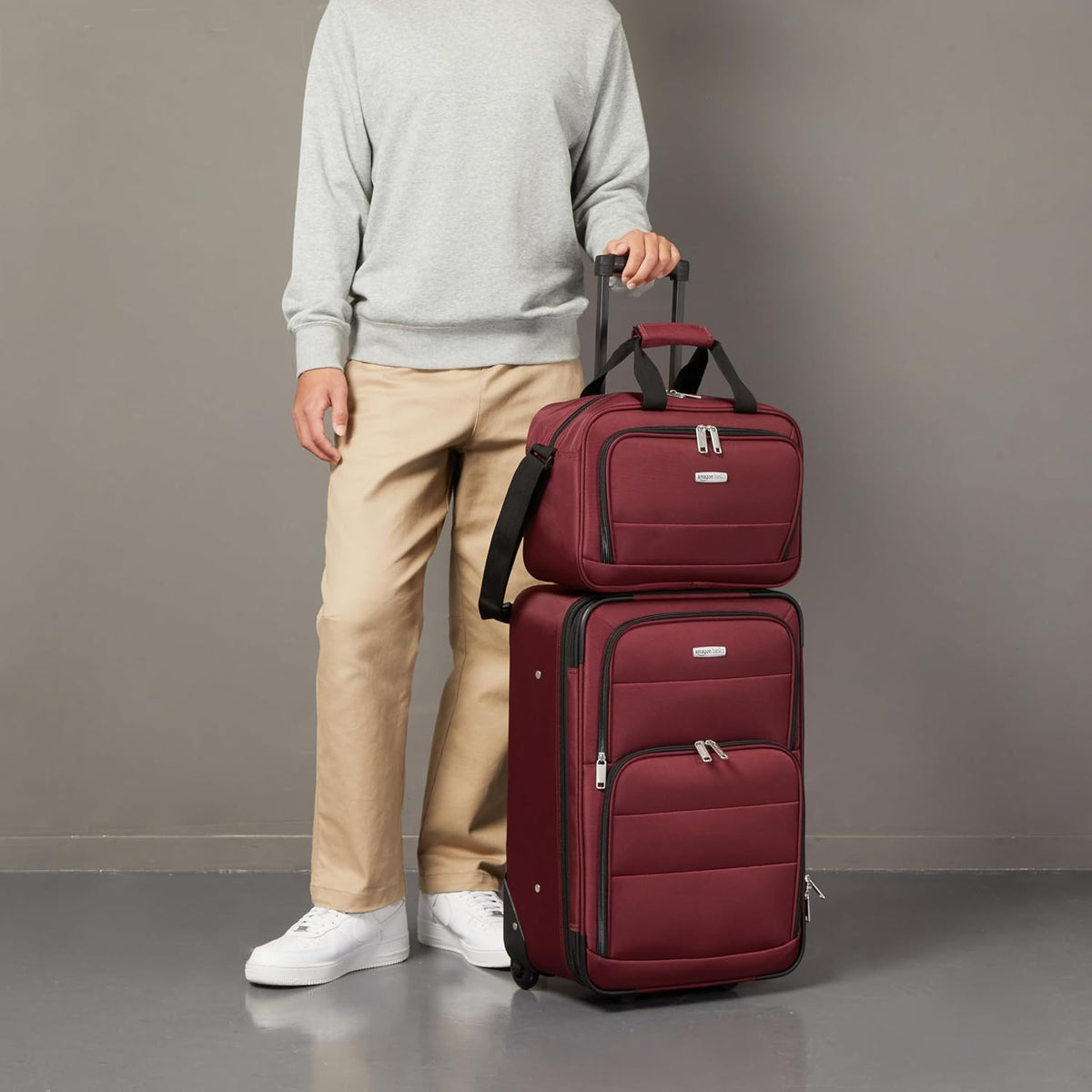 Amazon Basics NB23134-RD Softside Luggage Set – Carry-On 23-Inch, tote 15-Inch, Burgundy – product detail