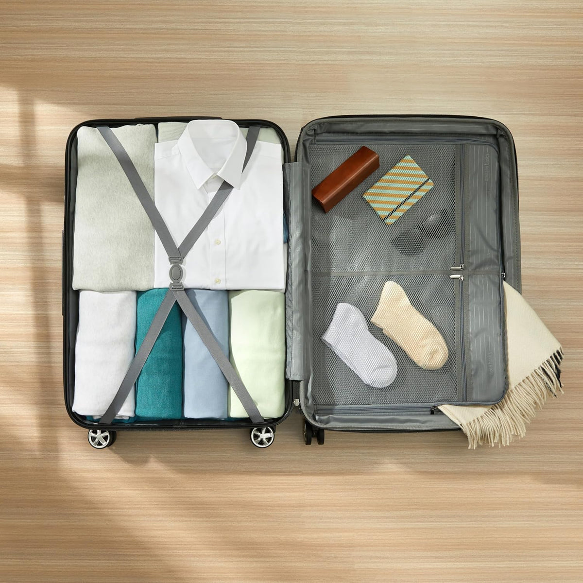 Amazon Basics Hardside Suitcase – product detail