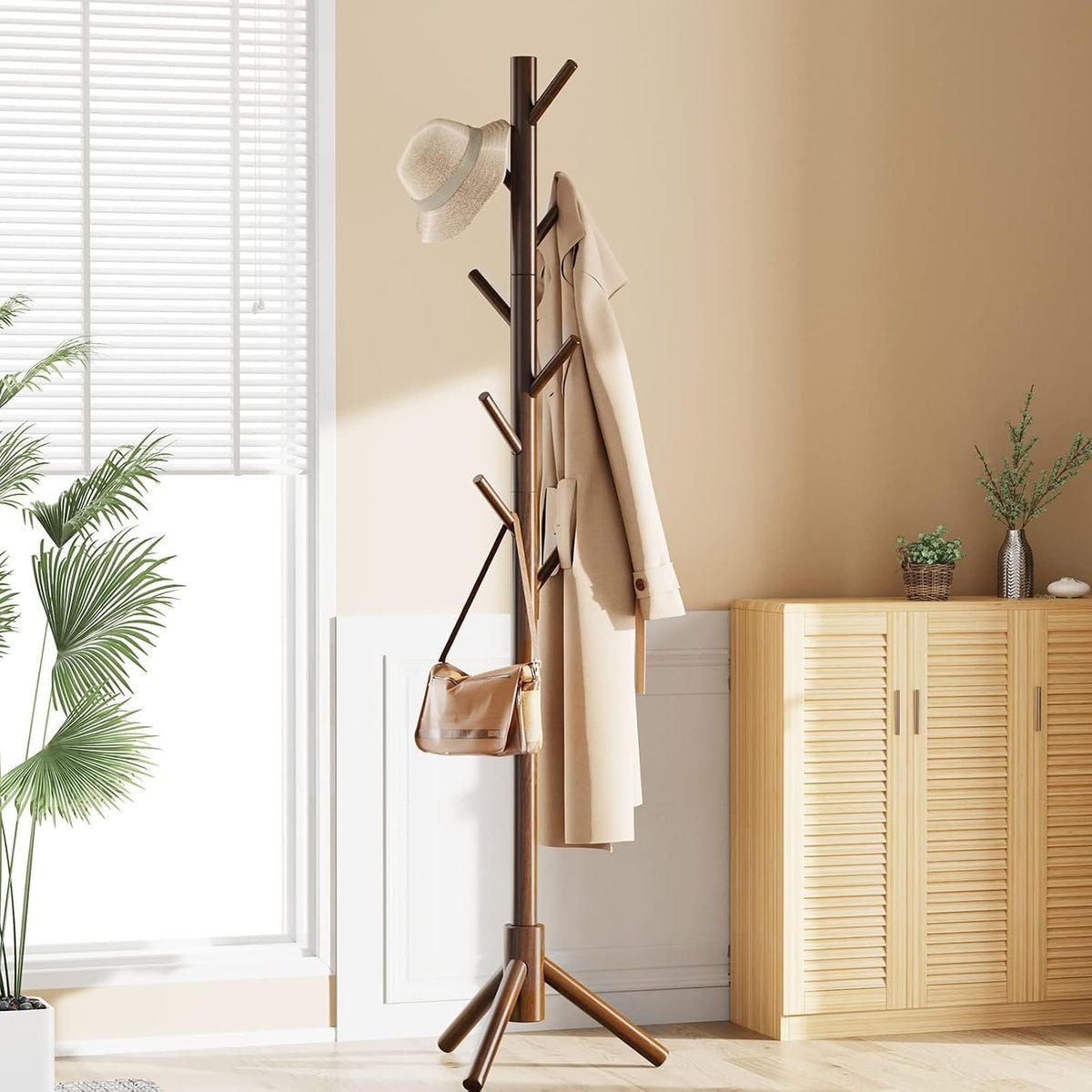 Pipishell Wooden Coat Rack with Eight Hooks, Brown